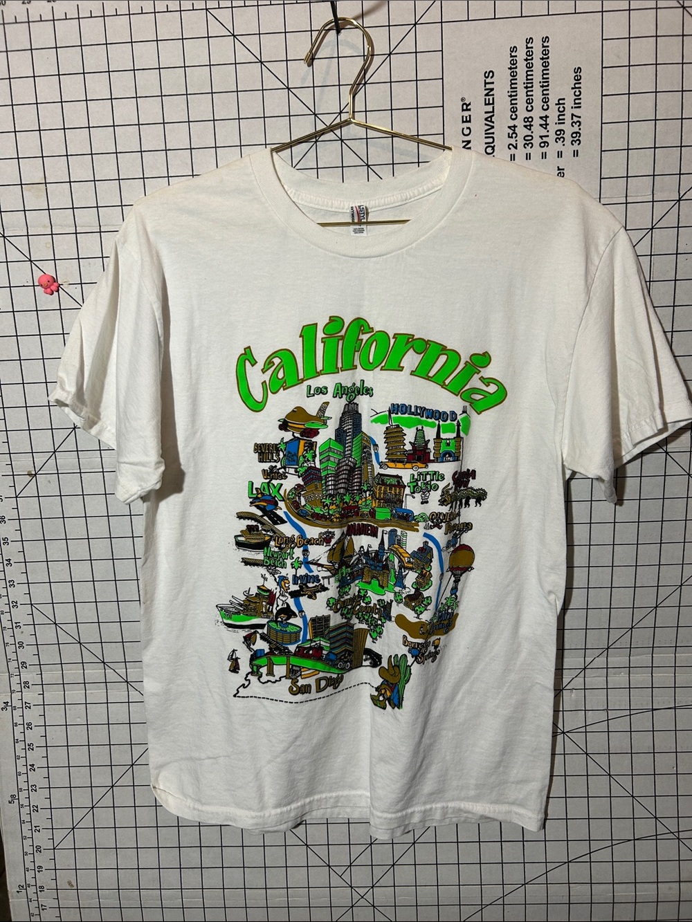 California Tourist Graphic Tee - White with Green Print